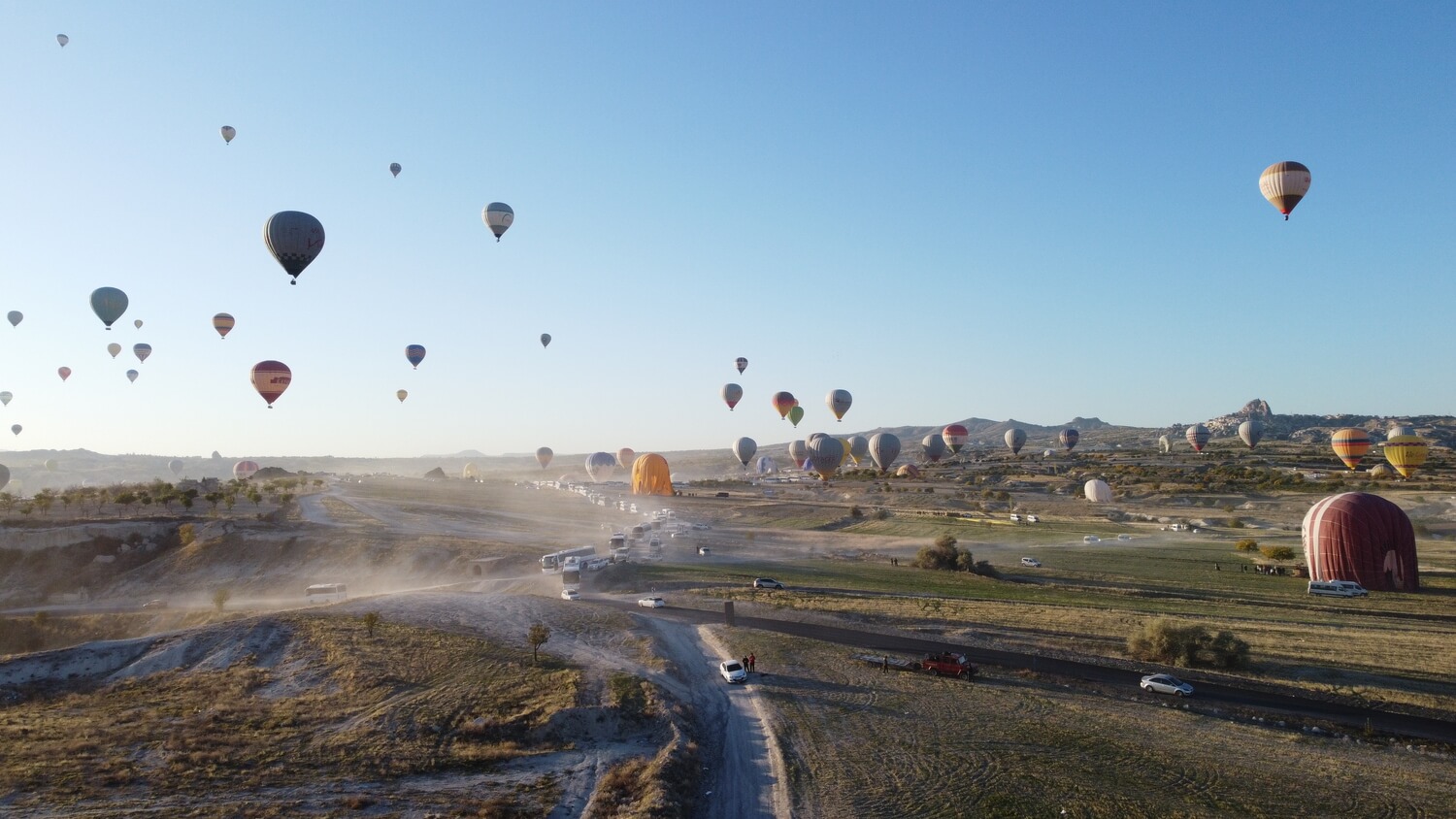 Photo of balloons in Love Valley taken from the drone